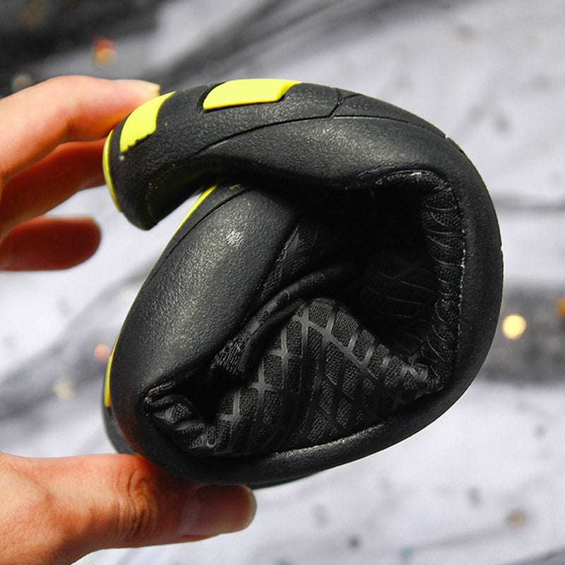 children's snorkeling socks and river shoes with rubber sole and mesh upper